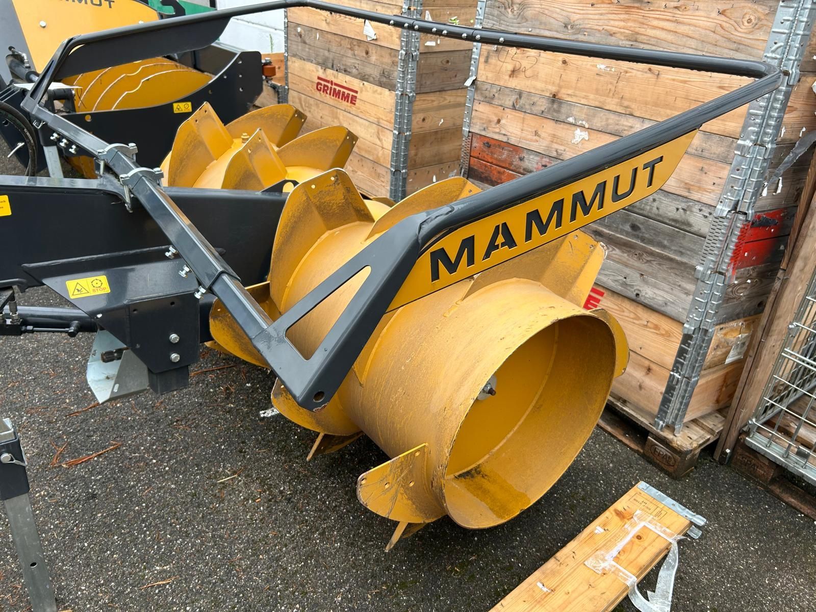 E-FARM: MAMMUT Siloverteiler SF 195Classic - Cortadoras y alimentadoras de ensilado - id VX381IZ - 5841 € - Año: 2023 - Austria