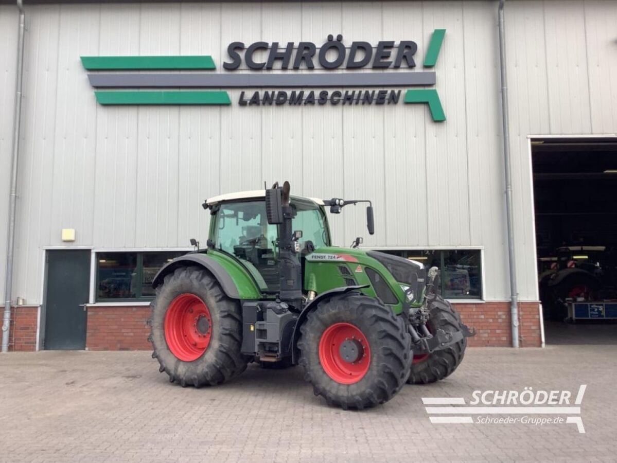 E-FARM: Fendt 724 Vario ProfiPlus - Tractor - id CE1SHGL - €94,885 - Year of construction: 2018 - Engine hours: 7,517,Engine power (HP): 238,Germany