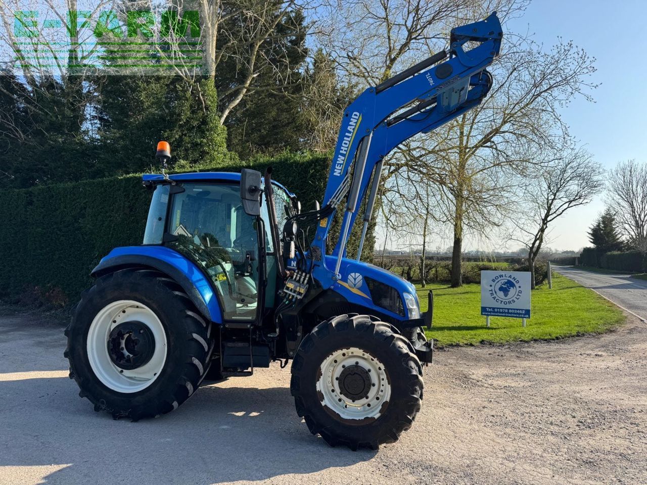 New Holland T5.105 Traktor 42.216 €
