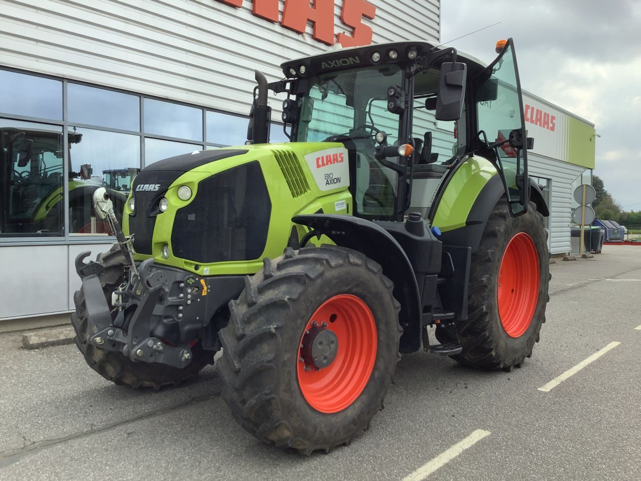 Claas Axion 810 Tractor 99.000 EUR