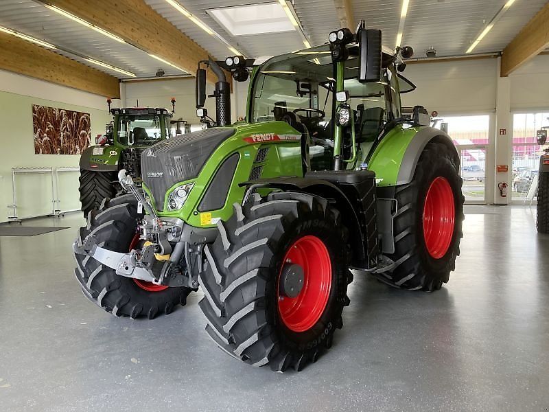 Fendt 724 Vario Profi Plus Traktor 201.500 €