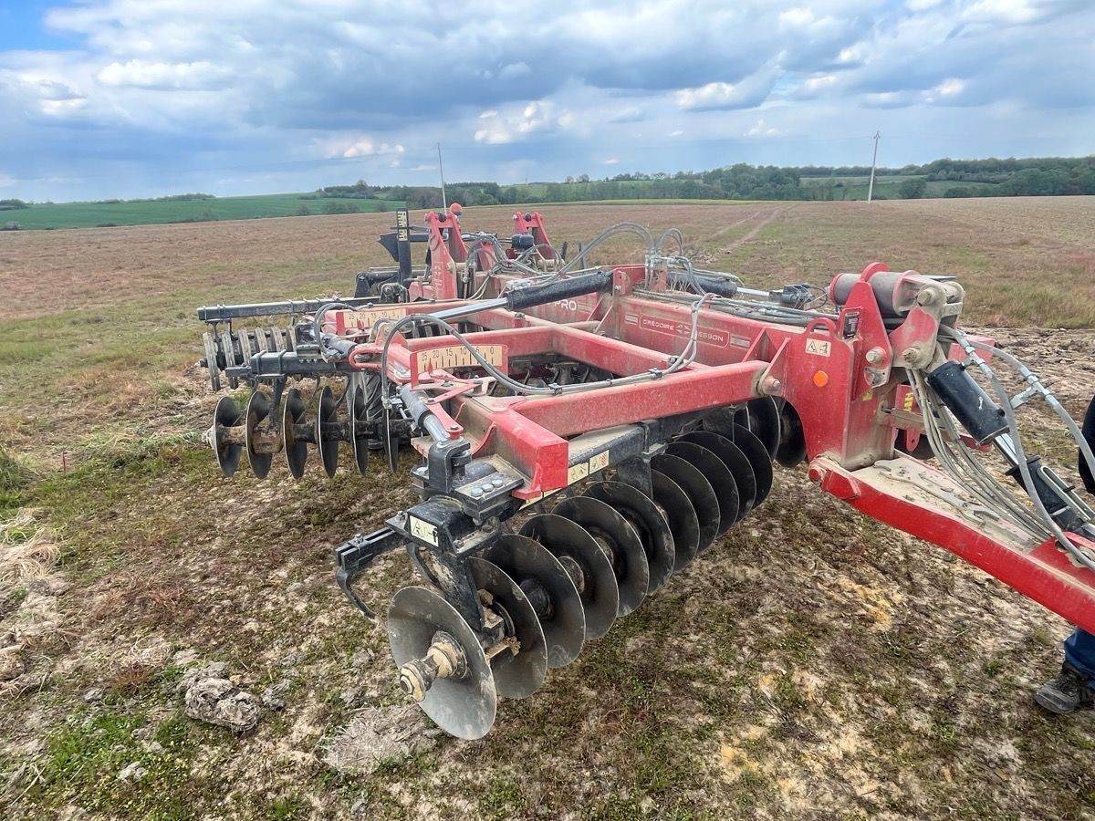 E-FARM: GREGOIRE BESSON big pro - Disc harrow - id PPAXI8B - €31,000 - Year of construction: 2020 - France