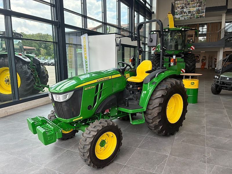 John Deere 4052 M Traktor 29 950 €