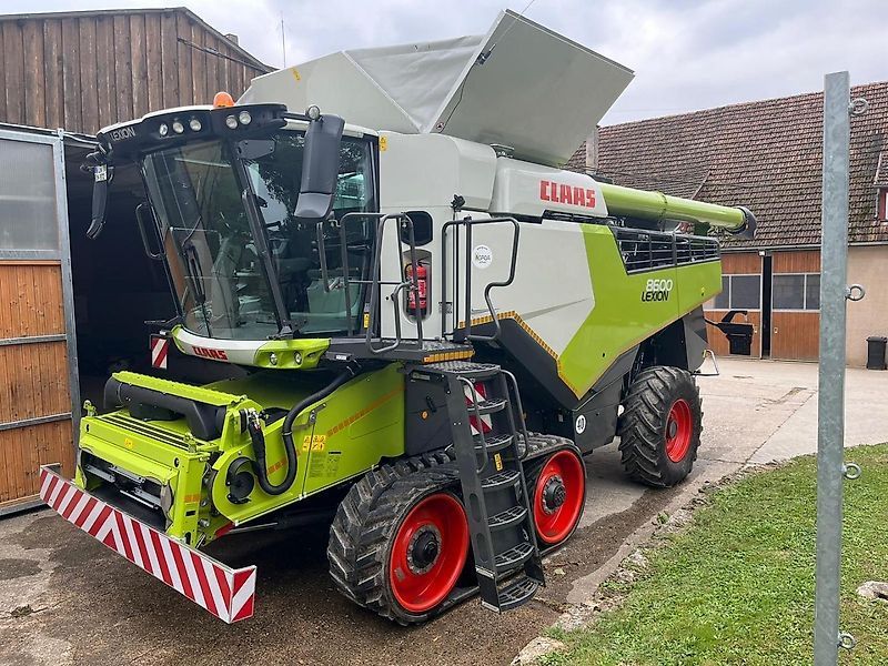 E-FARM: Claas Lexion 8600 Terra Trac - Moissoneuse-batteuse - id 7IFGSNT - 465 000 € - Année: 2023 - Lecture du nombre d'heure: 205,Puissance du moteur (chevaux): 550,Allemagne