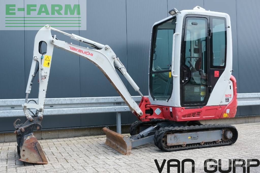 Takeuchi tb216 | 2018 Mini-pelle 17 250 €