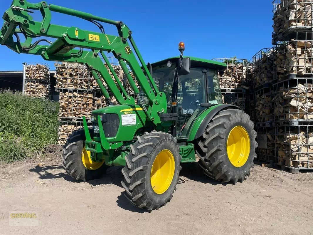 E-FARM: John Deere 5055 E - Traktor - id YDSA5EF - 31.500 € - Baujahr: 2016 - Abgelesene Motorstunden: 1.700,Motorleistung (PS): 55,Deutschland