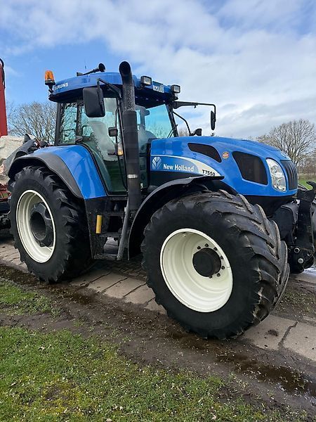 New Holland T 7550 Tractor 41.999 €