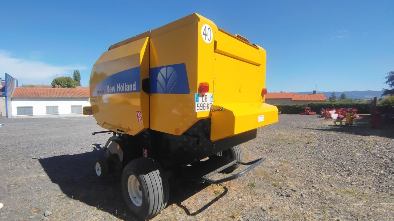 New Holland BR7060 Crop Cutter Baler €8,500