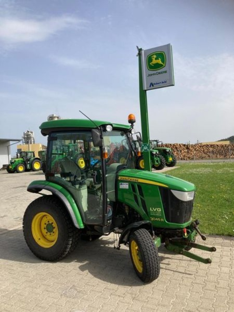 John Deere 3045 R tractor €18,900