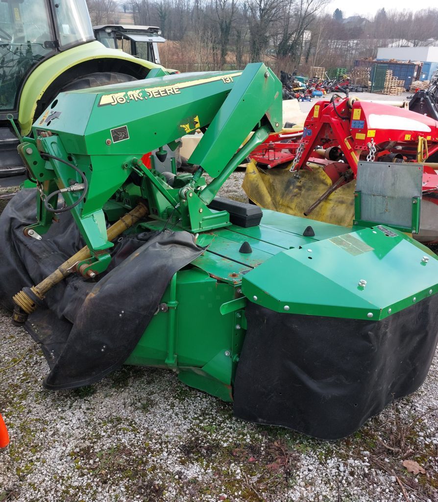 E-FARM: John Deere 131 - Segadora - id IPTAGY4 - 8950 € - Año: 2015 - Francia