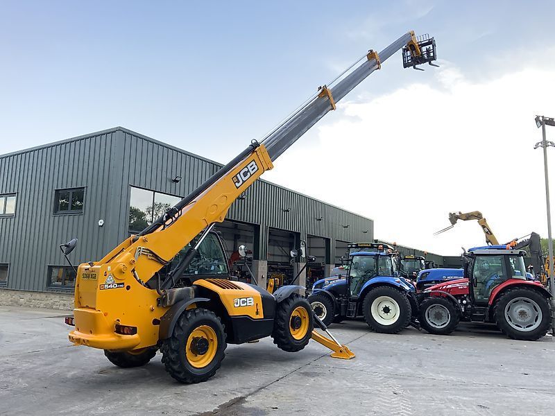 E-FARM: JCB 540-170 telehandler (st23059) - Manipulador telescópico - id T1EUC8I - 51.688 € - Año: 2018 - Horas: 3908,Reino Unido