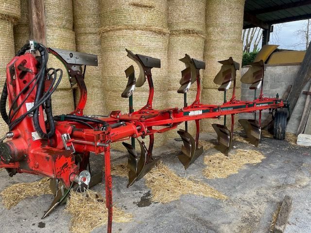Vogel & Noot xms 1050 vario Plough €7,700