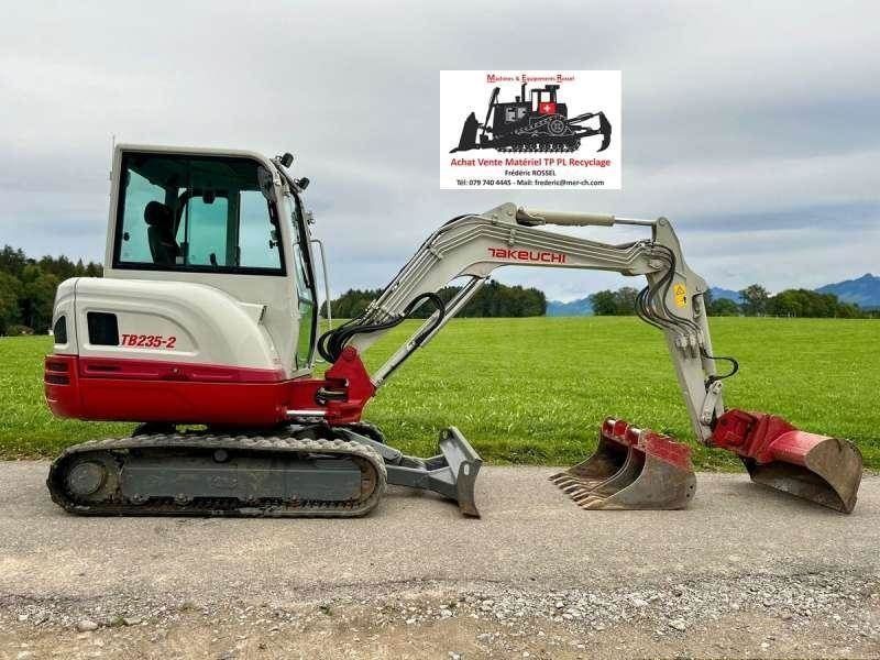 E-FARM: Takeuchi tb235-2 - Mini excavator - id QH7PASI - €47,100 - Year of construction: 2020 - France