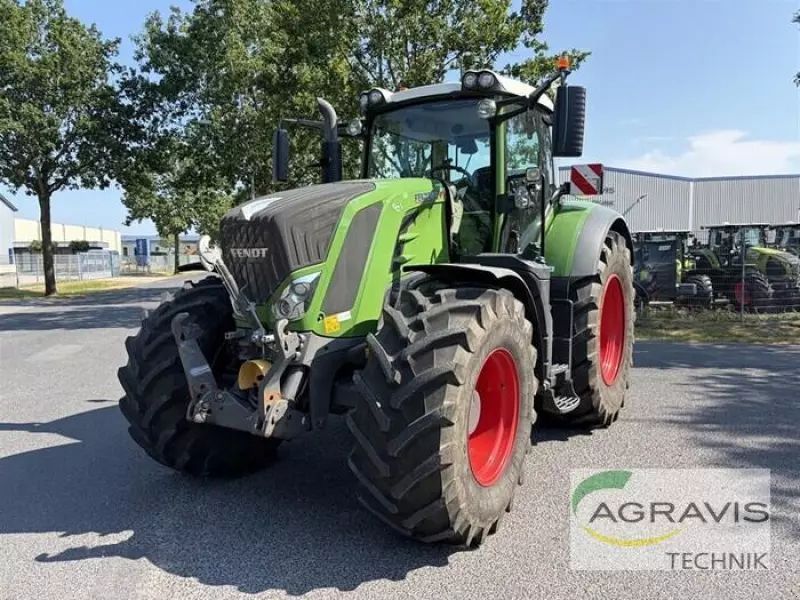 Fendt 828 Vario Profi Plus Tractor €119,900