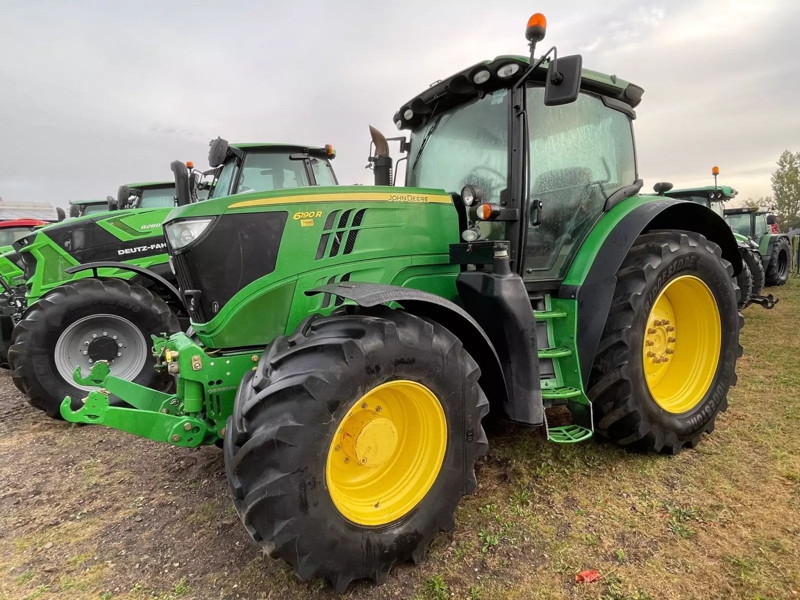 E-FARM: John Deere 6190 R - Tracteur - id JQ6HLCL - 79 412 € - Puissance du moteur (chevaux): 220 - Allemagne