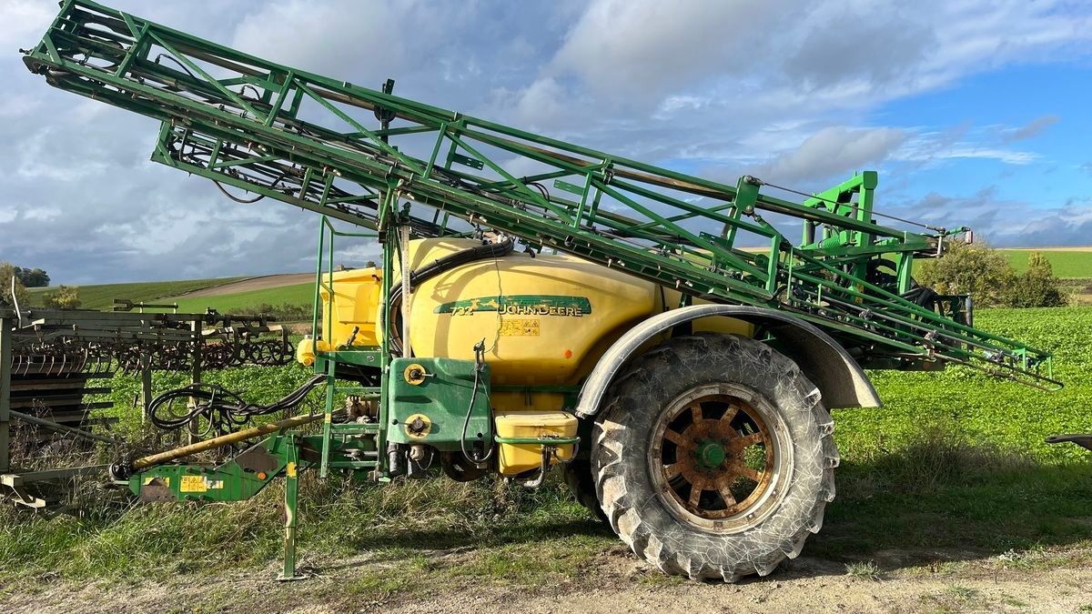 John Deere 732 Opryskiwacz 11 000 €