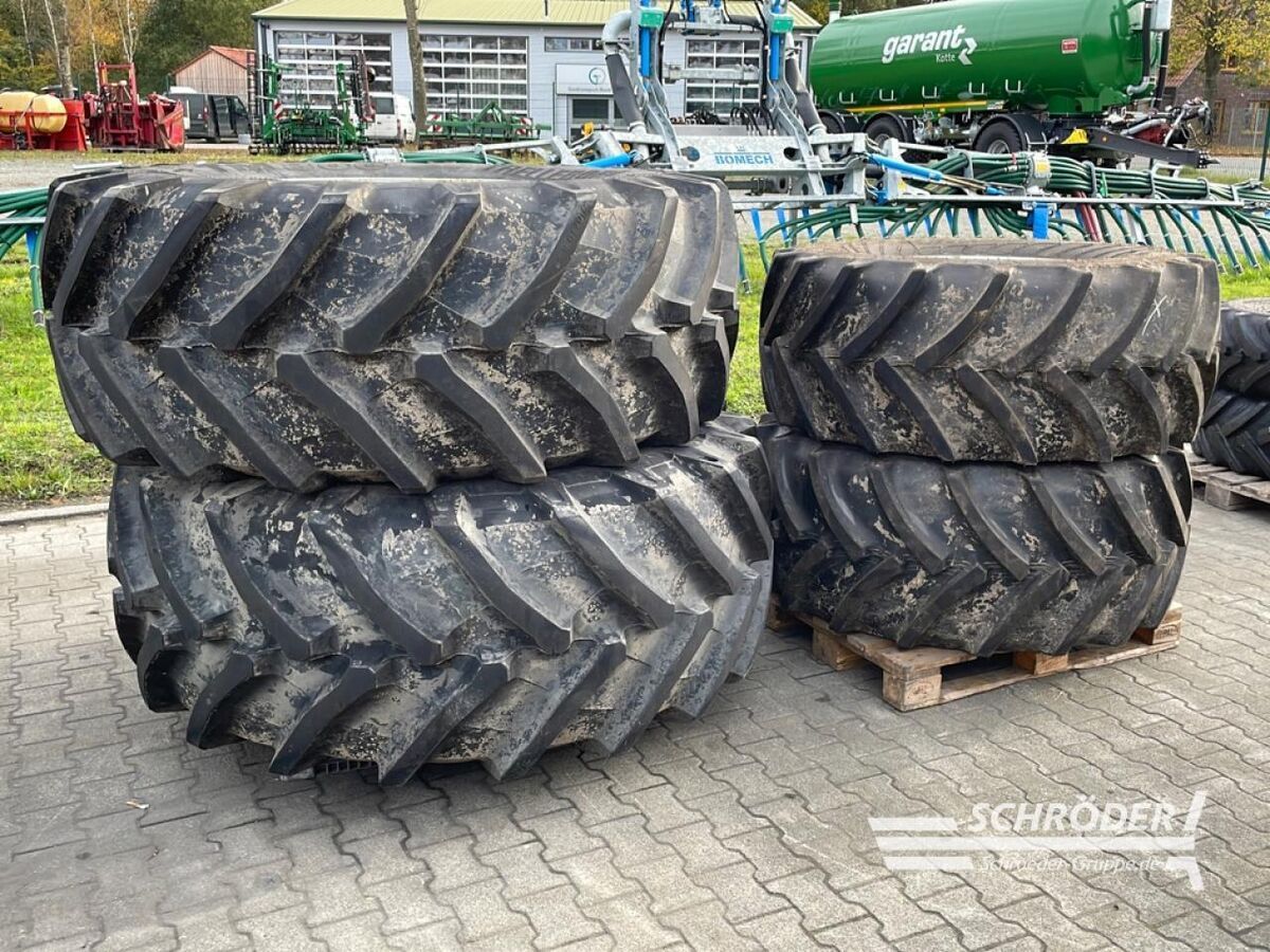 E-FARM: TRELLEBORG 600/65 r 28 + 710/70 r 38 - Ruedas y orugas - id 13RZBK2 - 7485 € - Alemania