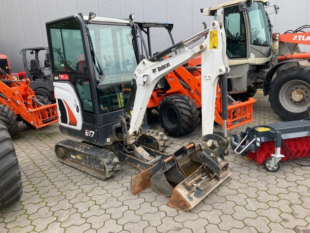 E-FARM: Bobcat e 17 - Bagger - id 5CHDR8R - 22.900 € - Baujahr: 2020 - Motorleistung (PS): 14,Deutschland