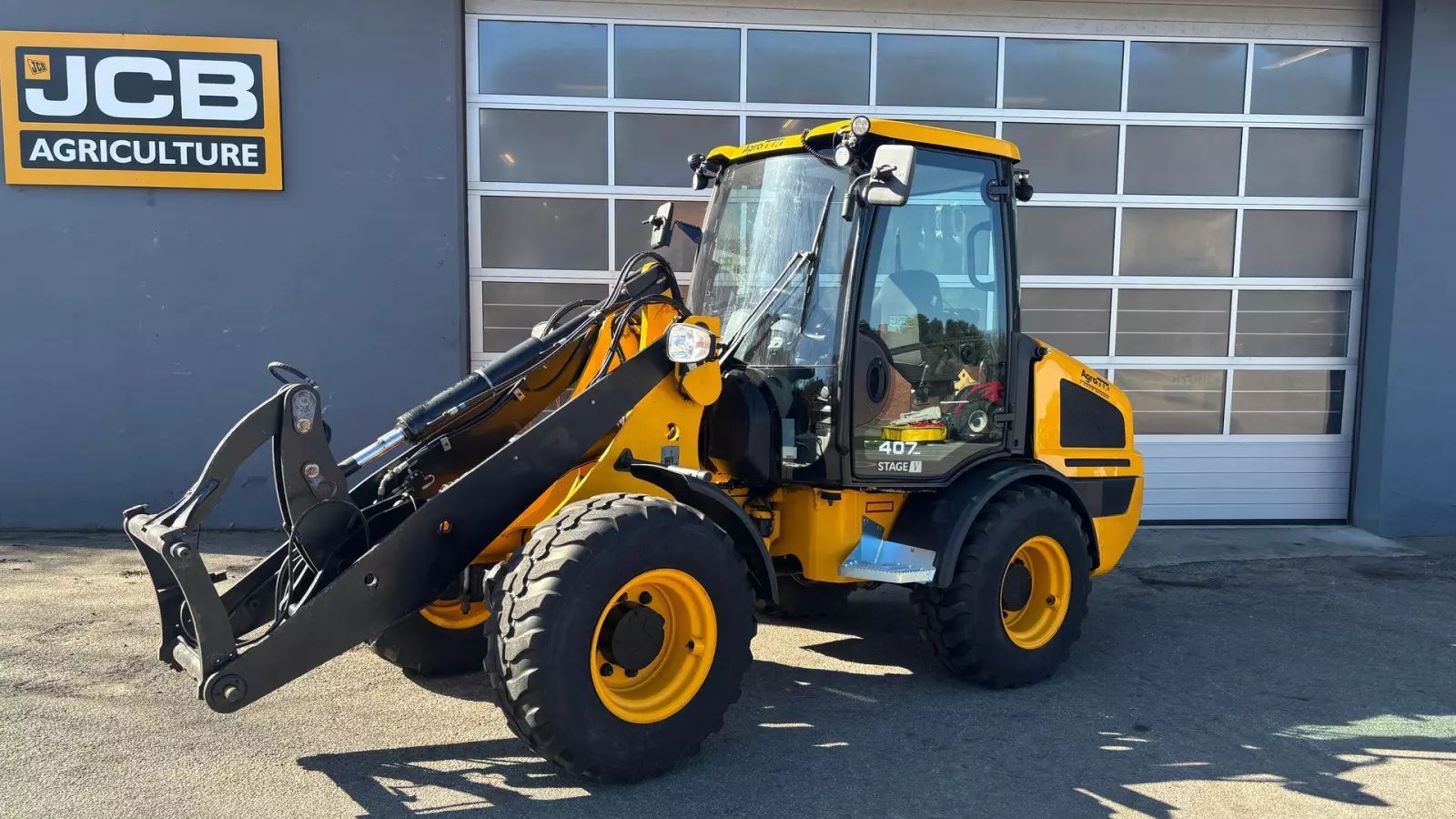 JCB 407 Wheel loader €49,375