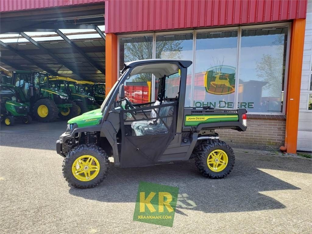E-FARM: John Deere 835 - Vehículo de motor - id ZGTBQXK - 28.900 € - Países Bajos