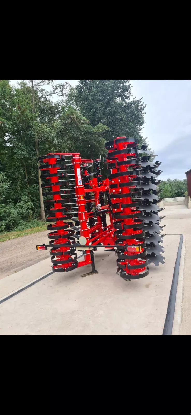 AKPIL bison Brona talerzowa i talerzówka kompaktowa 24 033 €