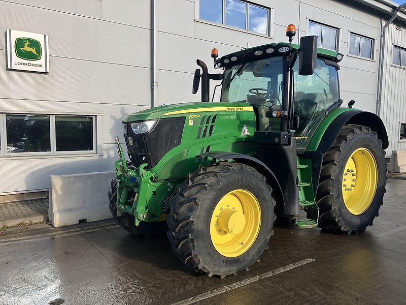 E-FARM: John Deere 6215 R - Traktor - id FVKTHQL - 159.351 € - Baujahr: 2022 - Abgelesene Motorstunden: 1.600,Motorleistung (PS): 215,Vereinigtes Königreich