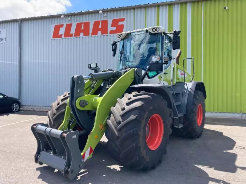 E-FARM: Claas Torion 1511 P - Gummiged - id YJFWNGL - 175.500 € - Produktionsår: 2022 - Motortimer: 785,Motoreffekt (HP): 228,Tyskland