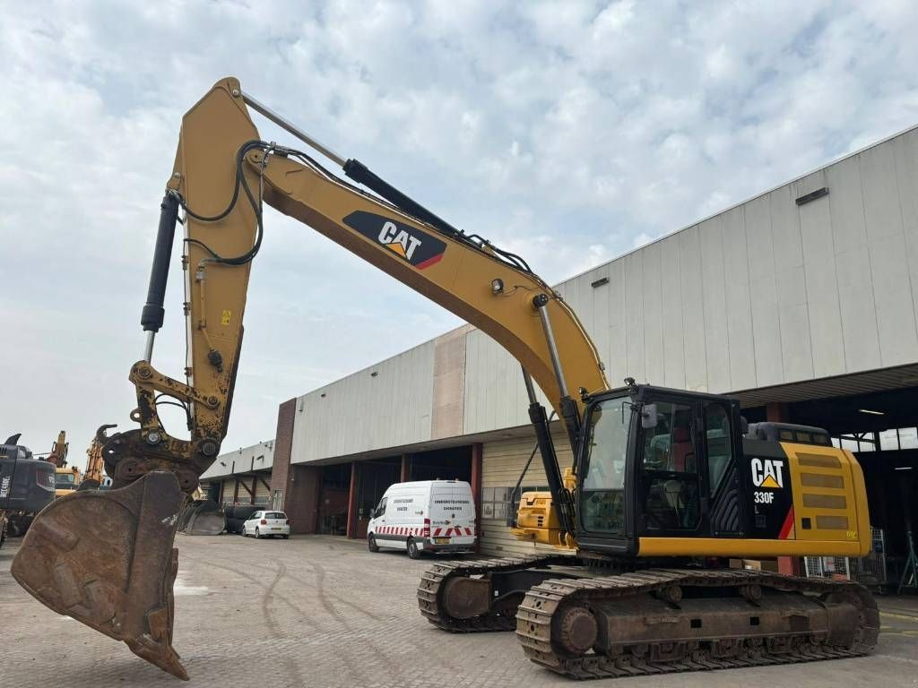 Caterpillar 330 fl Escavatore cingolato