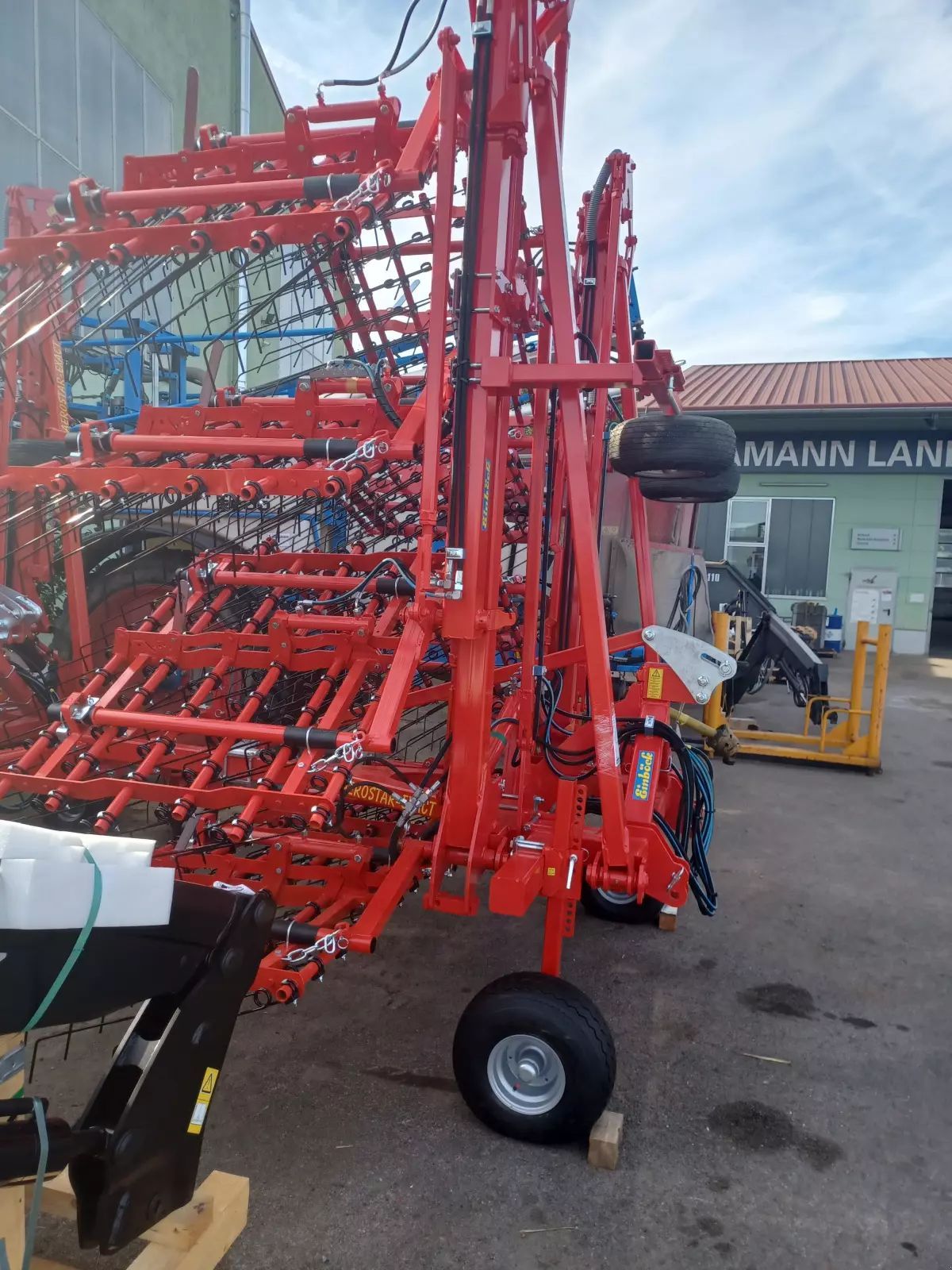 E-FARM: Einböck aerostar exact 1200 - Désherbage mécanique - id BAV42W1 - 22 605 € - Année: 2022 - Allemagne