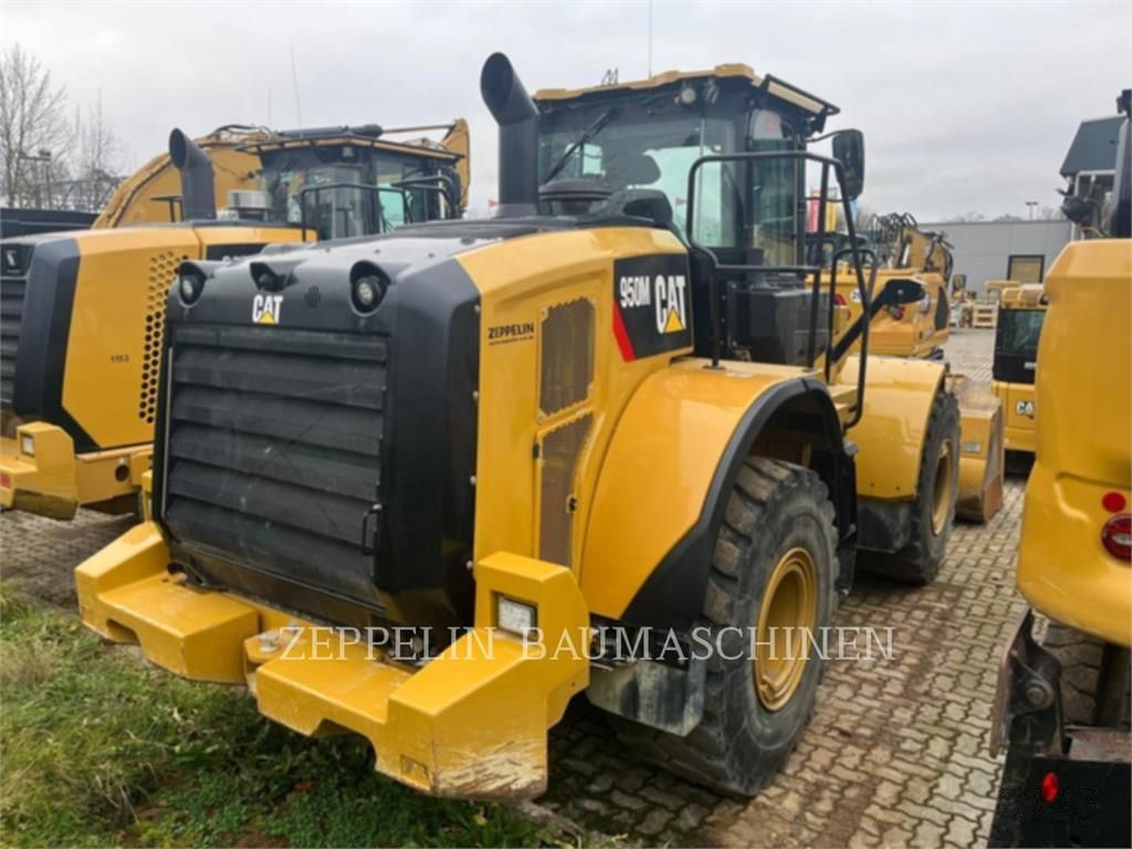 Caterpillar 950m Wheel loader €109,000