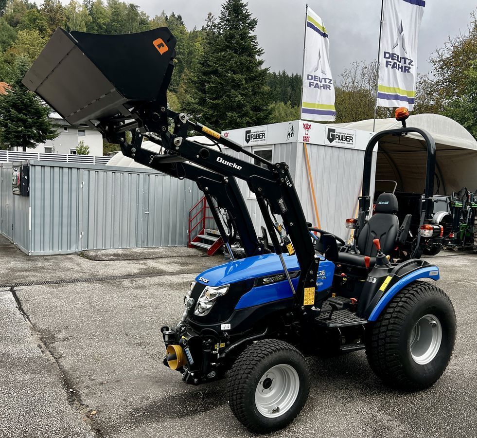 E-FARM: Solis 26 9+9 - Tracteur - id 3WYYZHK - 22 083 € - Année: 2024 - Lecture du nombre d'heure: 32,Puissance du moteur (chevaux): 26,Autriche