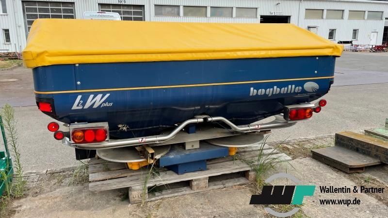 E-FARM: Bogballe l2w plus - Rozsiewacz nawozów - id PXRQAUK - 7450 € - Rok produkcji: 2012 - Niemcy