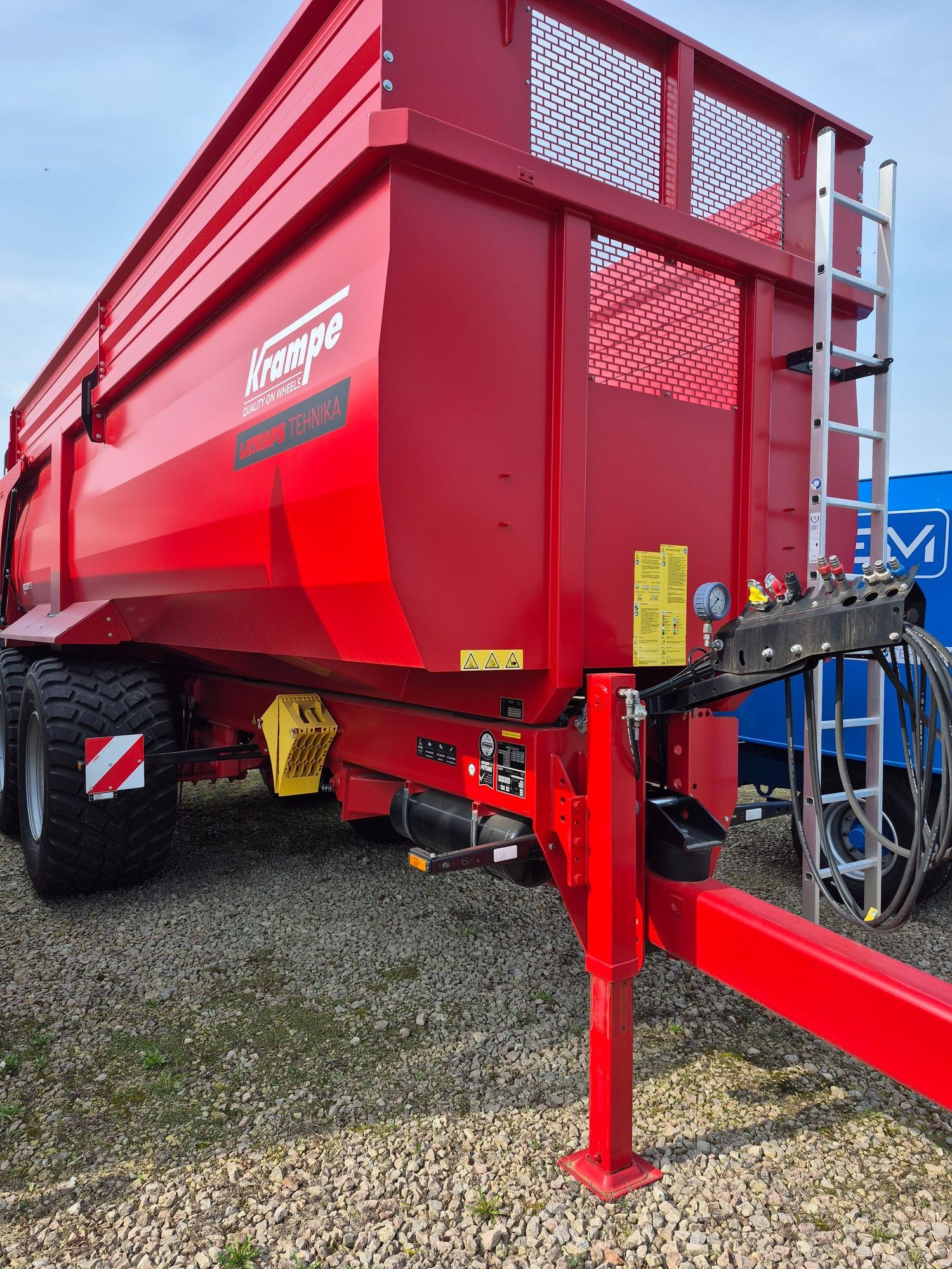 E-FARM: Krampe BIG BODY 750 - Wywrotka - id PJ4LC8G - 59 799 € - Rok produkcji: 2024 - Łotwa