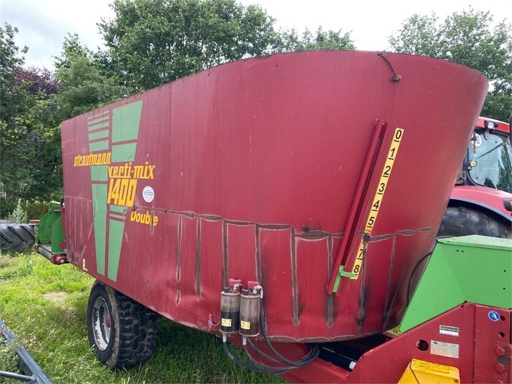 E-FARM: Strautmann verti-mix 1400 double - Mixer feeder - id QHYELEV - €7,500 - Year of construction: 2012 - Germany