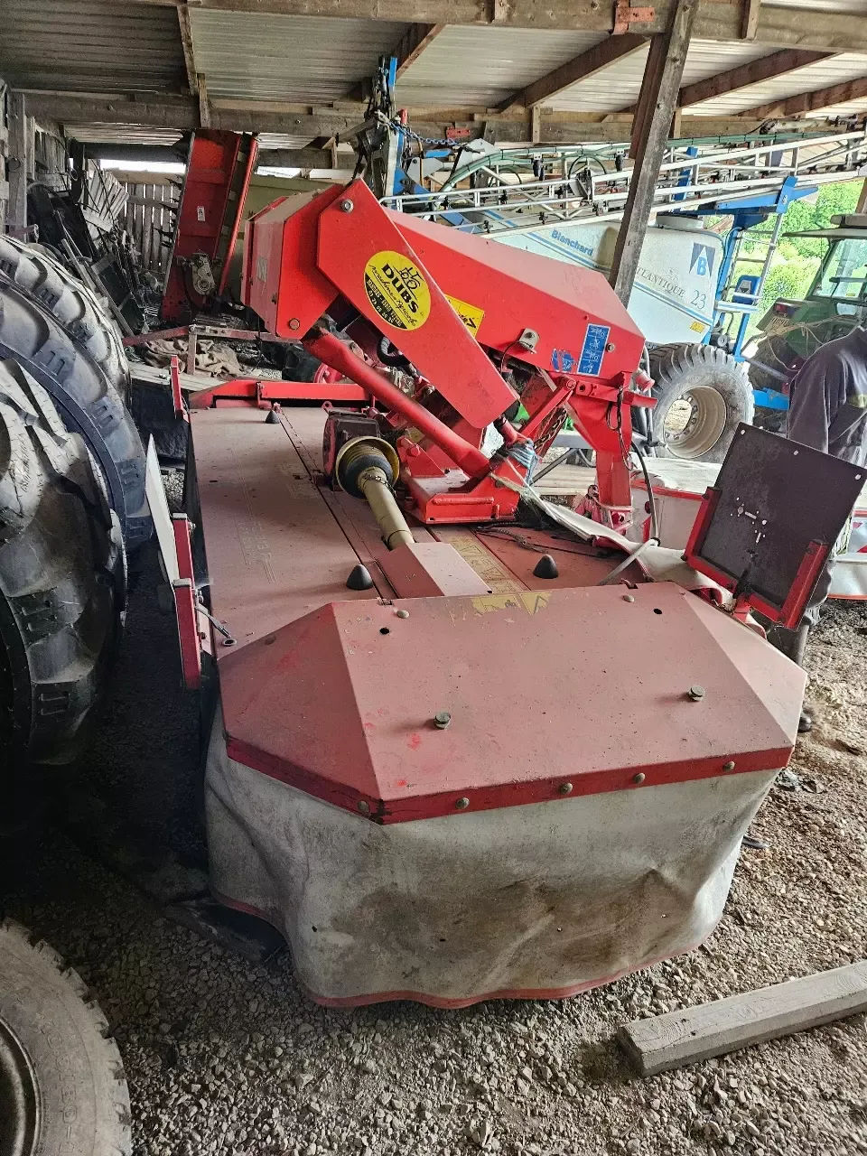 E-FARM: Kuhn fc 313 f - Faucheuse - id GA9S1EZ - 6 000 € - Année: 2006 - France
