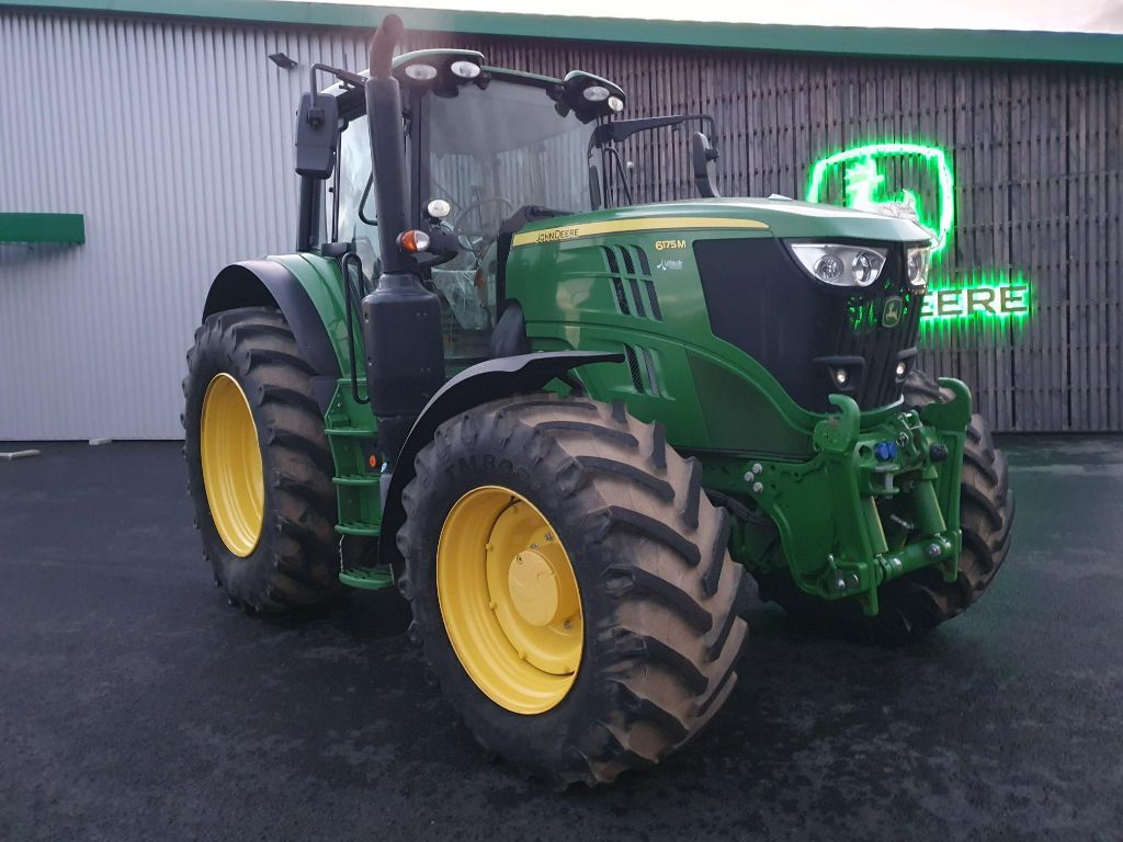 E-FARM: John Deere 6175 M - Traktor - id LWASGWT - 98.900 € - Baujahr: 2021 - Abgelesene Motorstunden: 3.070,Motorleistung (PS): 175,Frankreich