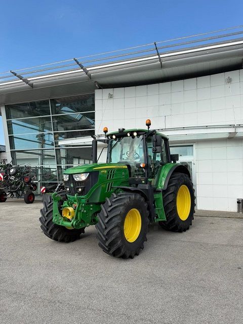 John Deere 6120 M Tractor