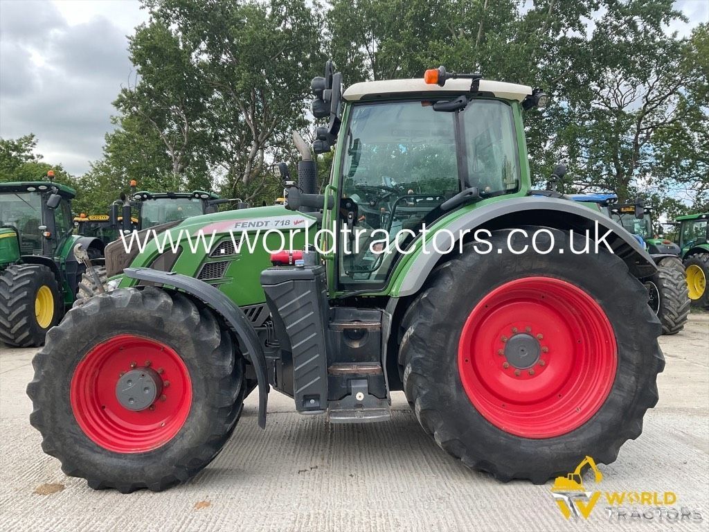 Fendt 718 Vario Tractor €75,136