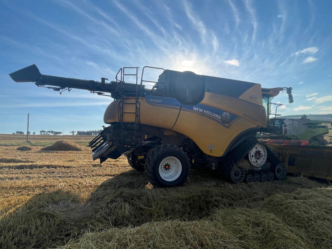New Holland CR 9.90 Combine harvester €208,149