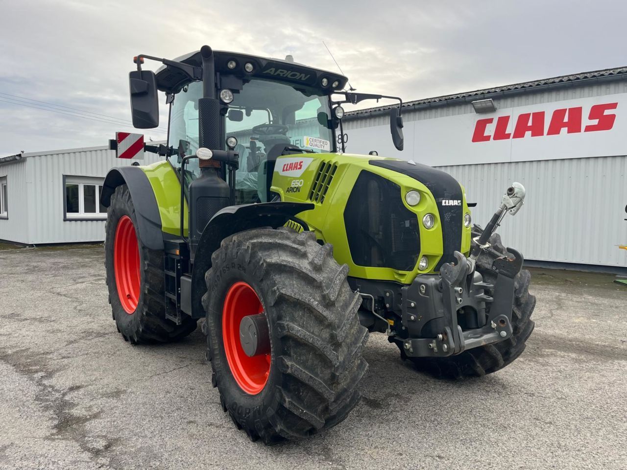 Claas Arion 650 CMATIC Трактор 121 900 €