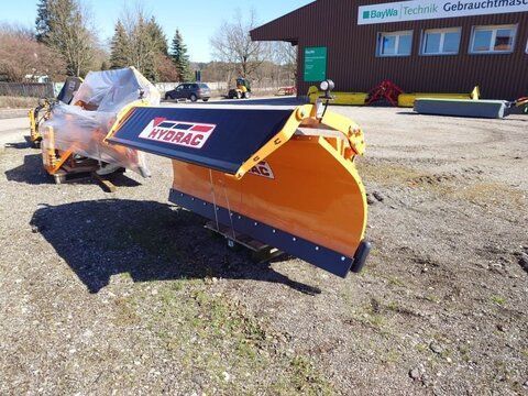E-FARM: HYDRAC hydrac schneepflug lb-ii 260 - Equipamiento municipal - id 3RCVZHU - 8319 € - Año: 2022 - Alemania