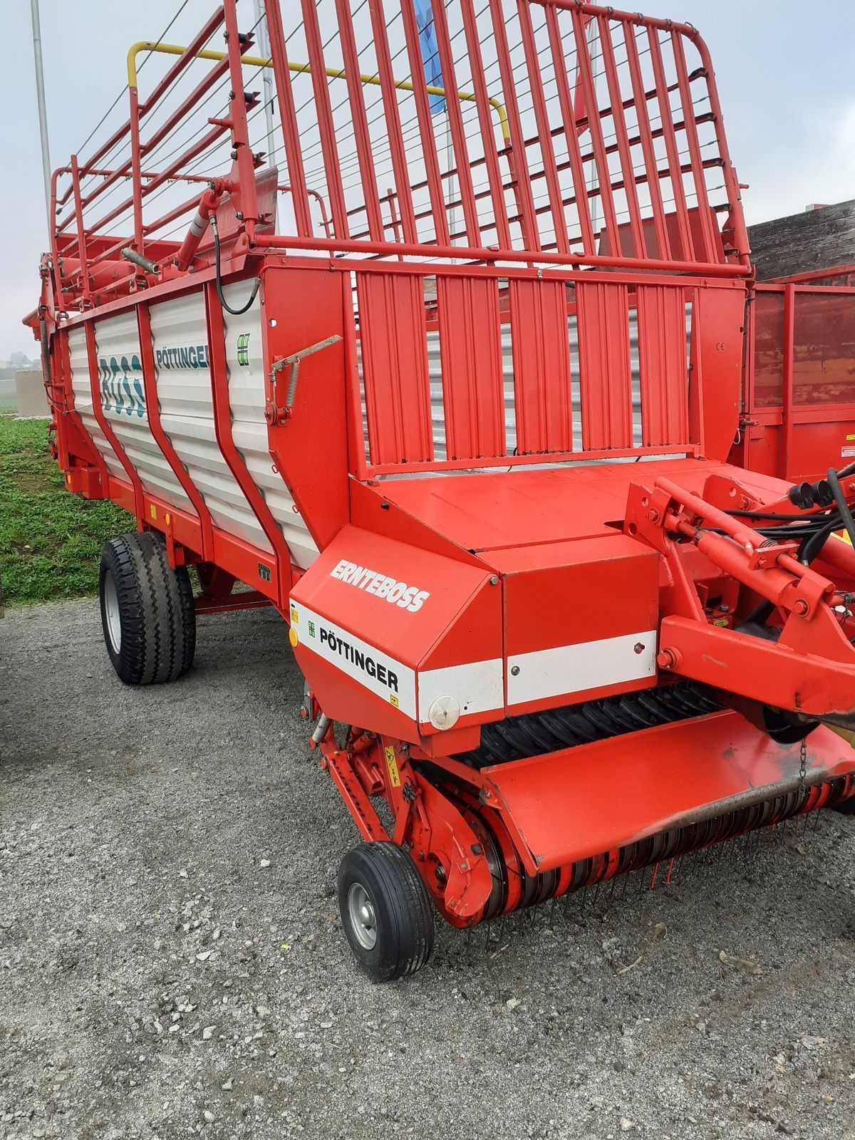 Pöttinger pöttinger ernteboss ii, 28m³, 31 messer, wwgw Lade-/Silierwagen 14.290 €