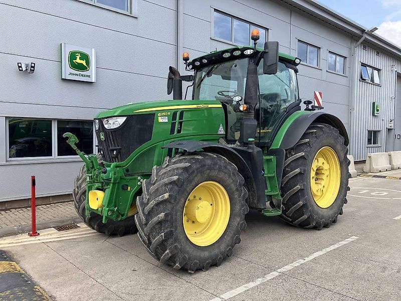 E-FARM: John Deere 6250 R - Tractor - id ANB6HB6 - €140,907 - Year of construction: 2022 - Engine hours: 3,245,Engine power (HP): 239,United Kingdom
