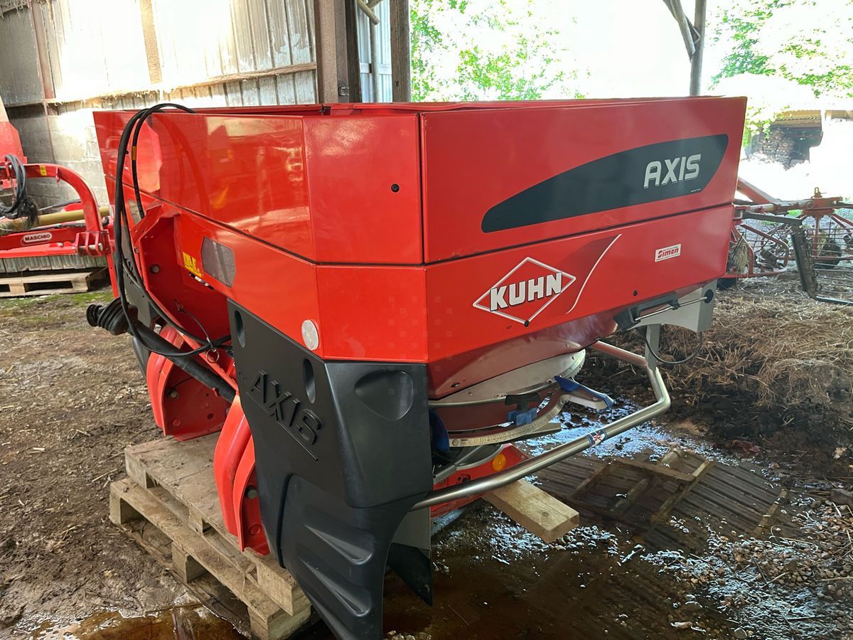 E-FARM: Kuhn axis 30.1 - Düngerstreuer - id EI4LMGQ - 5.000 € - Baujahr: 2012 - Frankreich