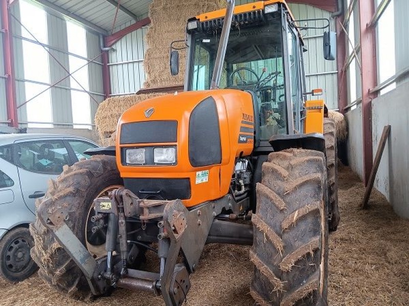 Renault Temis 630 tractor €24,000