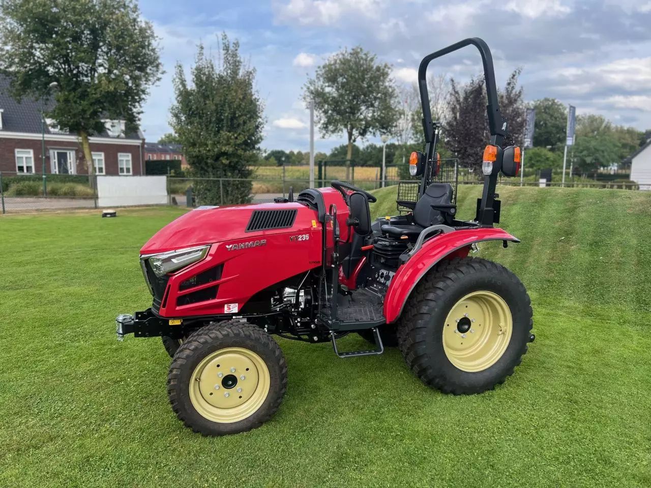 Yanmar yt235 Tractor 24.500 €
