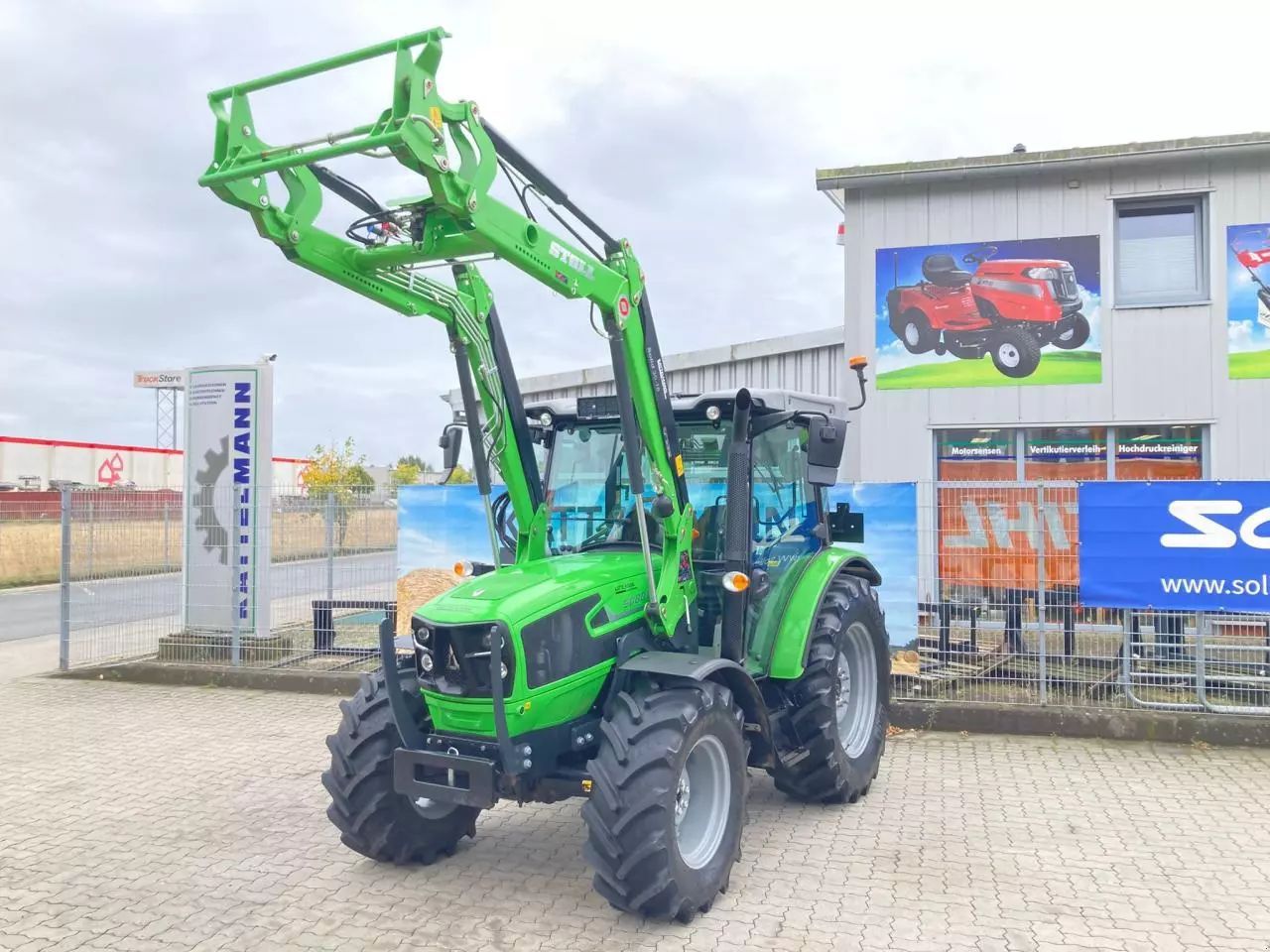 Deutz-Fahr 5080D Keyline Trattore 38.900 €