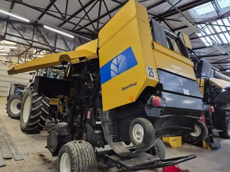 New Holland BR750 Baler €4,000