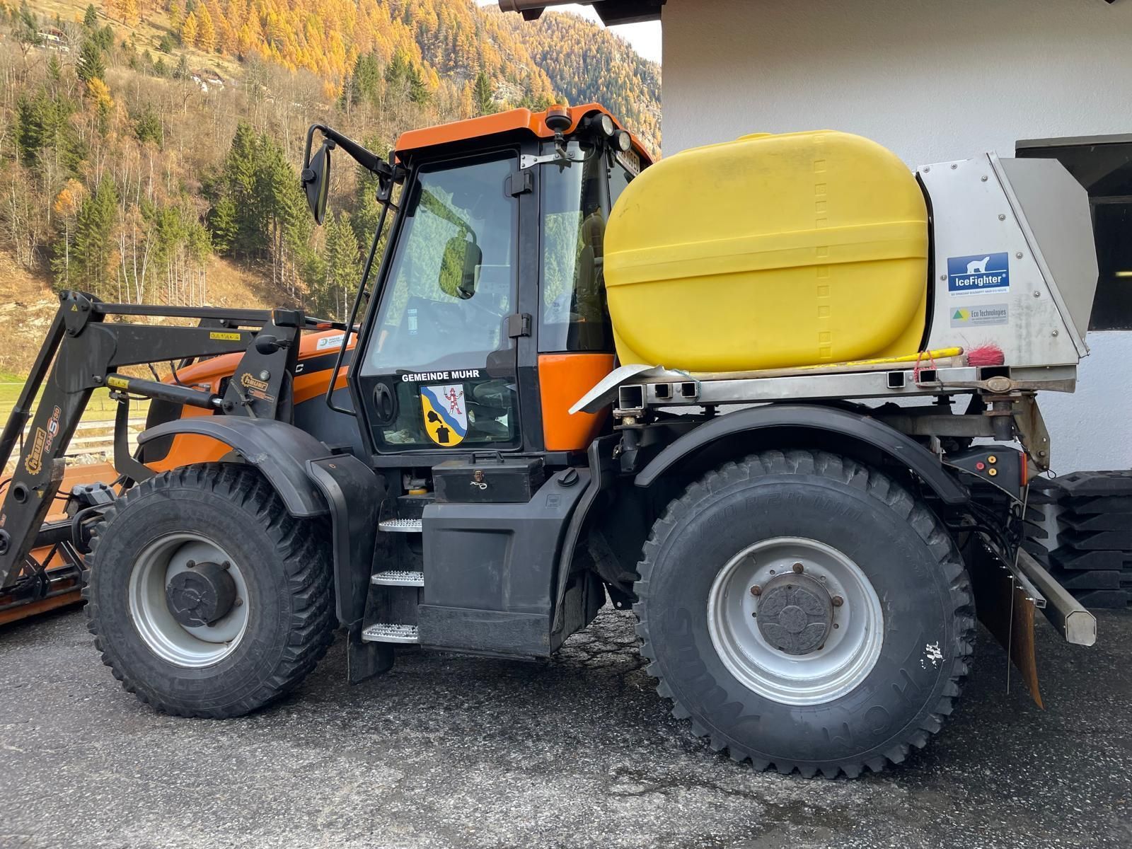 JCB 2155 Traktor 84 900 €