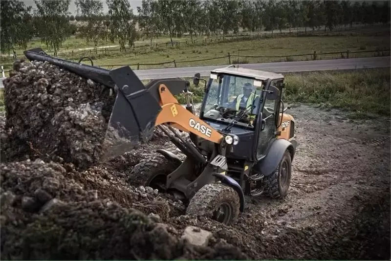 E-FARM: Case IH 321f - Chargeuse sur pneus - id R6E16LM - Année: 2023 - Puissance du moteur (chevaux): 74,Danemark